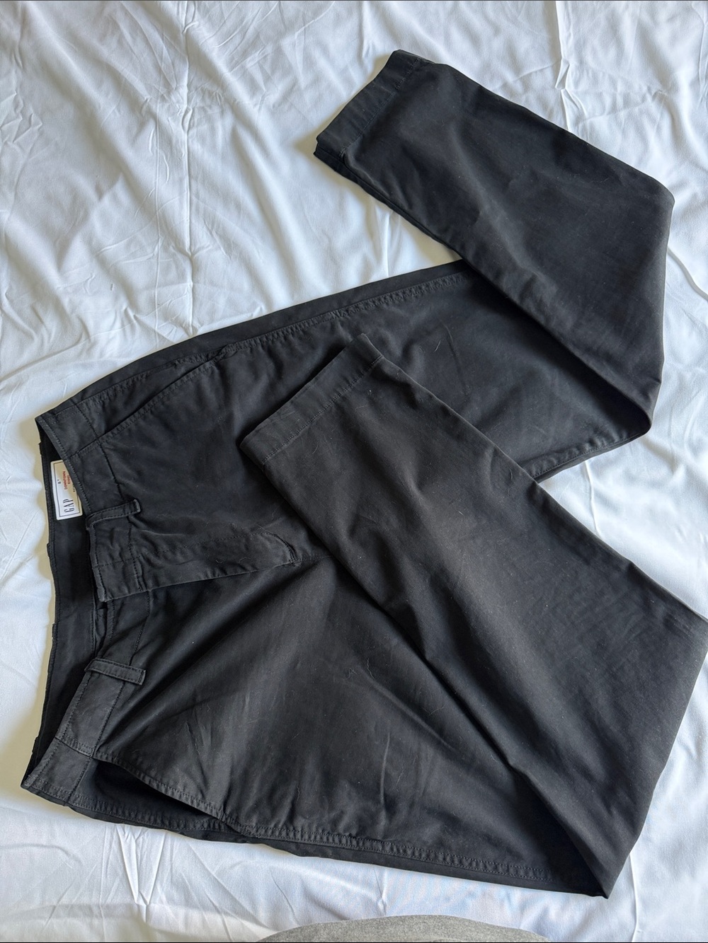 GAP Downtown Khaki Pants in Black, size 8 tall.